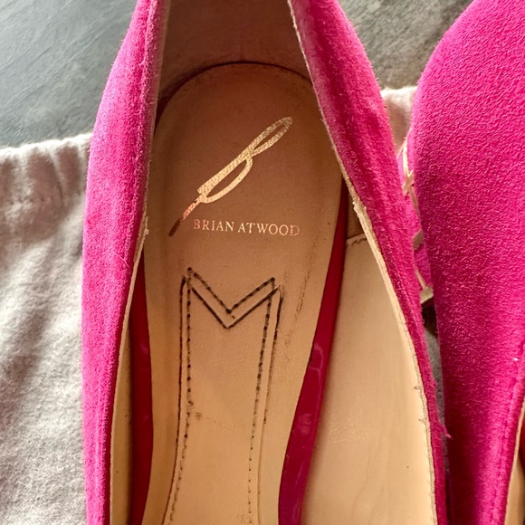 Brian Atwood Block Heel Suede Pump size 8.5 W - Picture 4 of 9